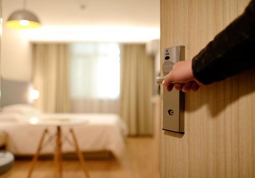 Husk de lækre plejeprodukter når du tager på hotel